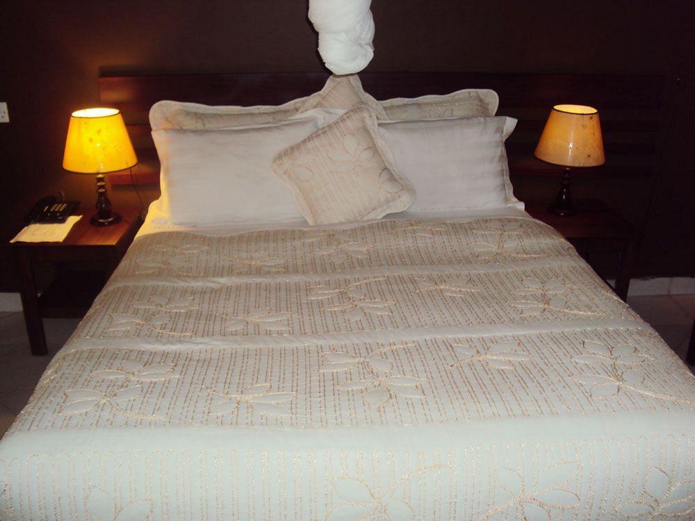 Silver Springs Hotel 坎帕拉 外观 照片
