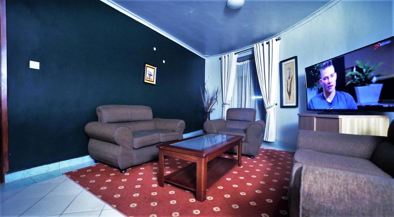 Silver Springs Hotel 坎帕拉 外观 照片